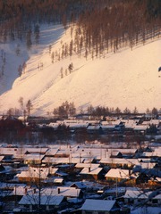 内蒙古呼伦贝尔北部，冬季的村庄雪景，山林人家。002 - 