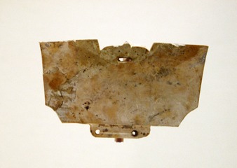 梳背，新石器时代，良渚文化，1957年杭州市余杭出土，国家博物馆中国古代玉器艺术展。。