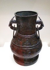 “洹子孟姜”青铜壶 ，春秋·齐，中国国家博物馆文物。
