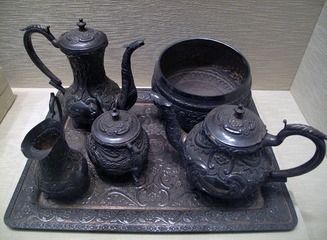 1956年缅甸政府送给宋庆龄的银器，北京市宋庆龄同志故居。