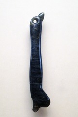 鸟形吊坠，碧玉，堂吉怀品种，约制于1700-1850年，中国国家博物馆（毛利碧玉：新西兰的传世之宝）展览。