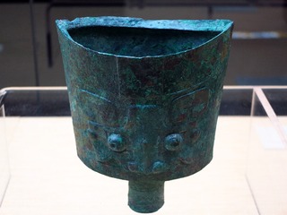 铜兽面纹铙，西周青铜器，山西翼城县大河口1号墓出土，首都博物馆文物展。