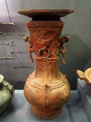 朱绘陶壶，东周，北京昌平松园出土，首都博物馆文物展。