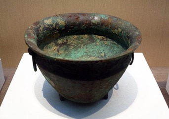 龙纹盆，盛水器或盛食器，西周（前1046-前771年）山西省翼城大河口6041墓出土，首都博物馆文物展。