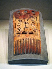 镂雕旋纹象牙梳，大汶口文化（约公元前4200年-前2500年），1959年山东泰安大汶口出土，中国国家博物馆文物展。