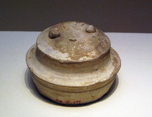 陶磨，北齐，1955年陕西太原圹坡出土，中国国家博物馆文物。