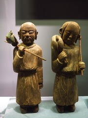 契丹渔猎木立俑，首都博物馆“古都北京”文物展。