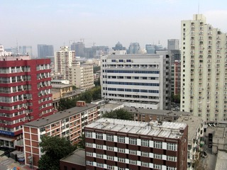2004年11月9日，北京：西长安街商圈（商业圈）的建筑群