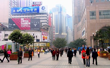 重庆，解放碑商业步行街，商场，消费者，商业街