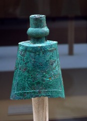 铜甬钟，西周青铜器，山西翼城县大河口1号墓出土，山西省考古研究所藏，首都博物馆文物展。