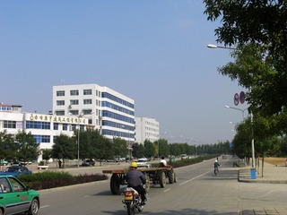 内蒙古赤峰市，城市风光。