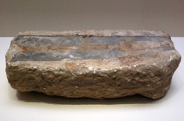 陶刀范，商前期，1956年河南郑州出土，中国国家博物馆文物展。