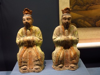 琉璃釉道士像，西城区旧鼓楼大街出土，北京首都博物馆文物展。