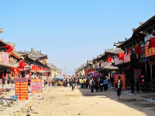 山西省朔州市应县，县城街景。