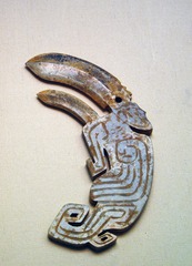凤鸟形双援戈，商晚期，国家博物馆中国古代玉器艺术展。