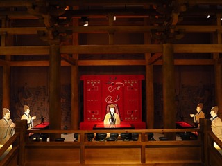 呦呦鹿鸣（复原场景），此场景依据南宋马和之《鹿鸣之什图》而作，一所豪华的宫殿正举行华灯盛宴，首都博物馆文物展。