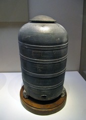 “白米万石”陶仓，西汉，1953年河南洛阳金谷园出土，中国国家博物馆文物。