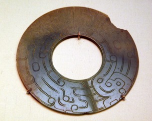 人龙纹璧，西周，国家博物馆中国古代玉器艺术展。