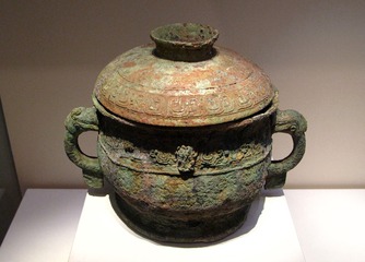 “长思”青铜簋 ，周穆王时期，1954年陕西长安普渡村长思墓出土，中国国家博物馆文物。
