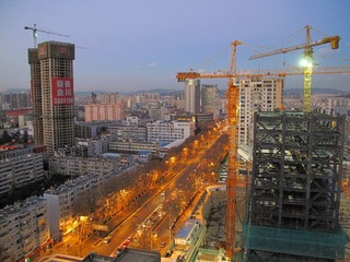 云南省昆明，市区一角，高楼大厦。 (3)
