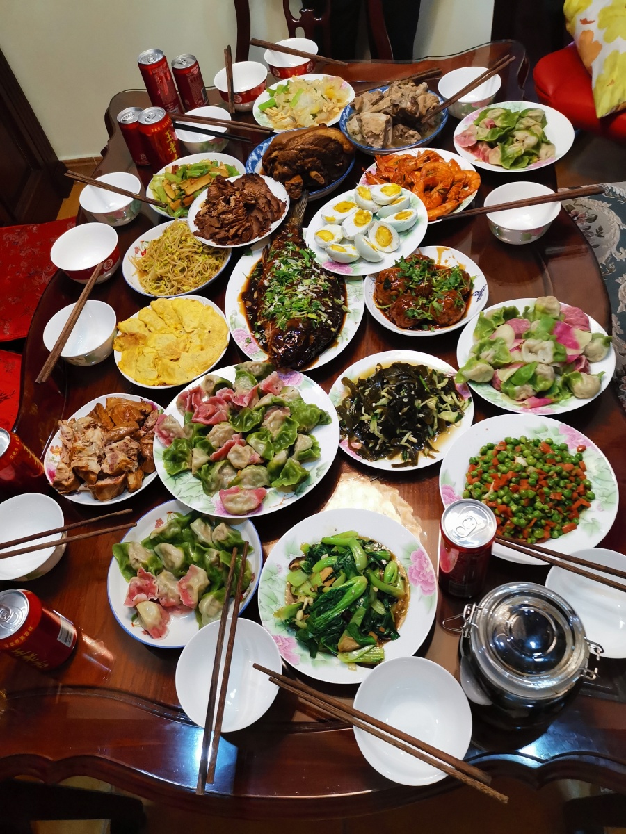 年夜饭,五彩饺子