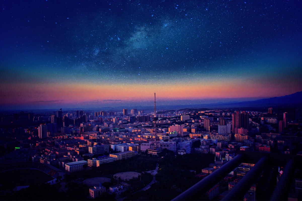 星空下的美丽城市