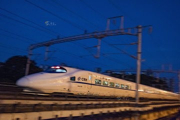 4383429