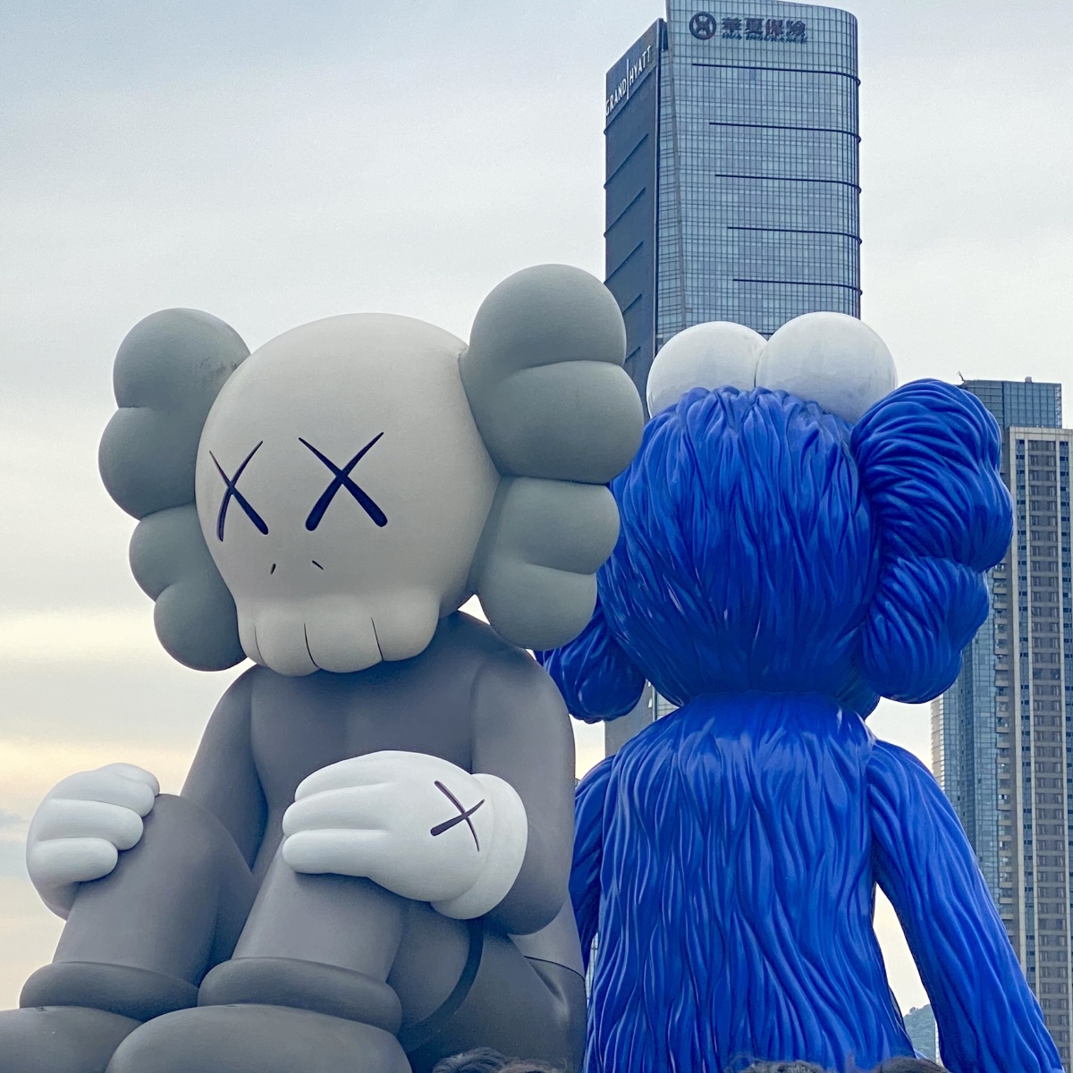 七月份的长沙kaws