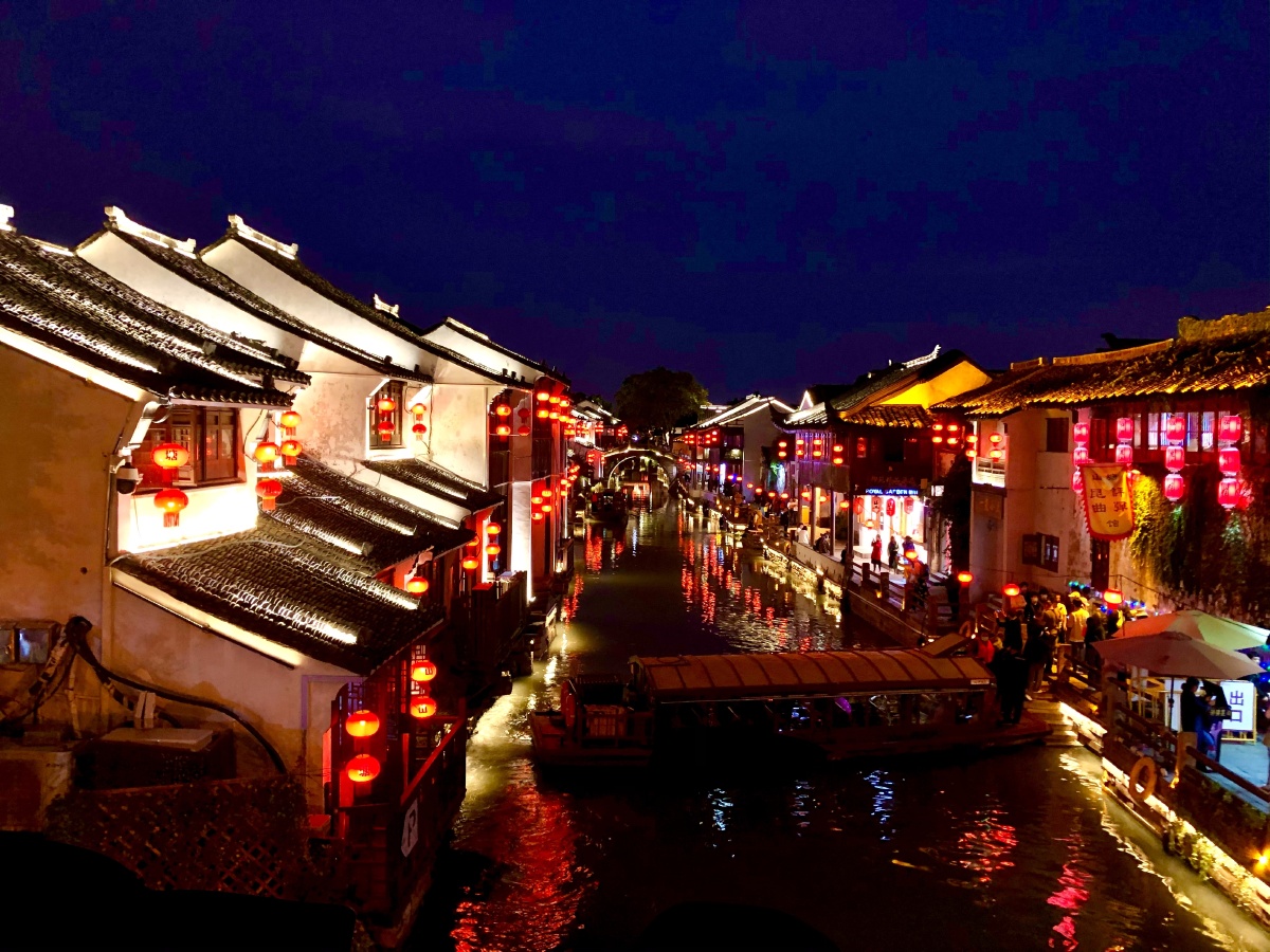 苏州山塘街夜景