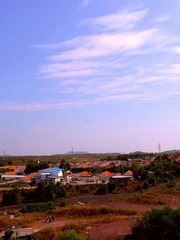 420040