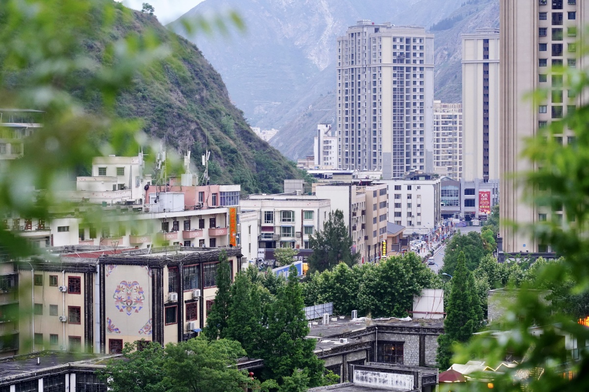 汶川重生 - 吴系醉街美摄 - 图虫