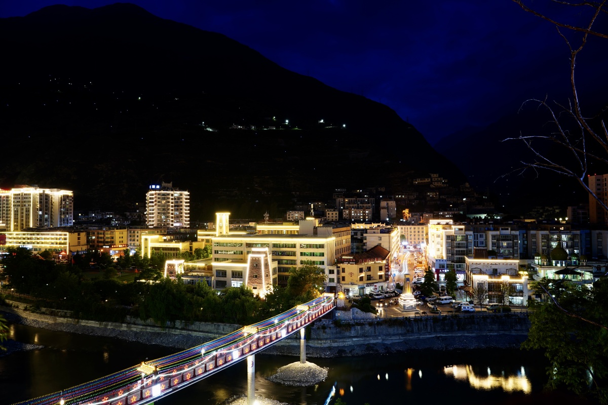 汶川重生 - 吴系醉街美摄 - 图虫