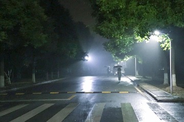 001