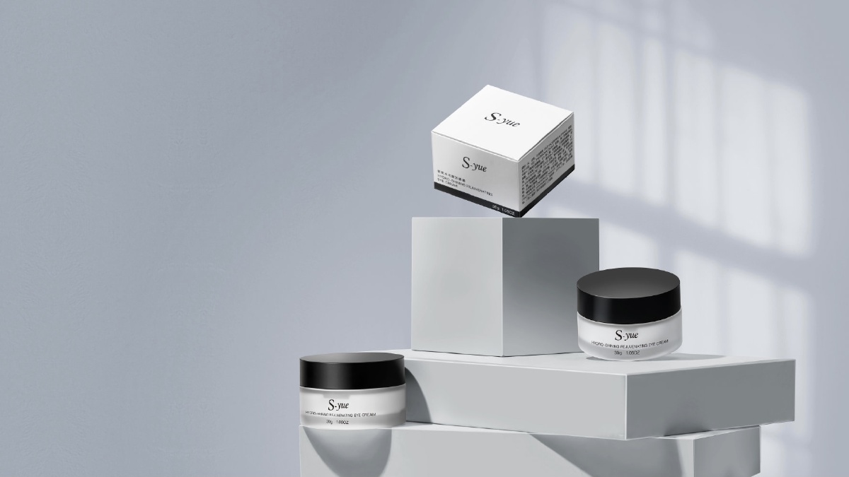 快节奏生活下理想"眼值"愈发遥远 #奢悦水光赋活眼霜# 淡褪黑眼圈