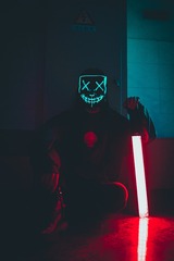 345472