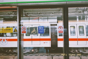 9678D4DE-B757-404F-98F0-8E1B3BB459E0/L0/001