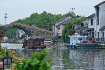DB39120E-D006-40A2-8989-41F3762E48CD/L0/001