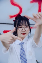 001