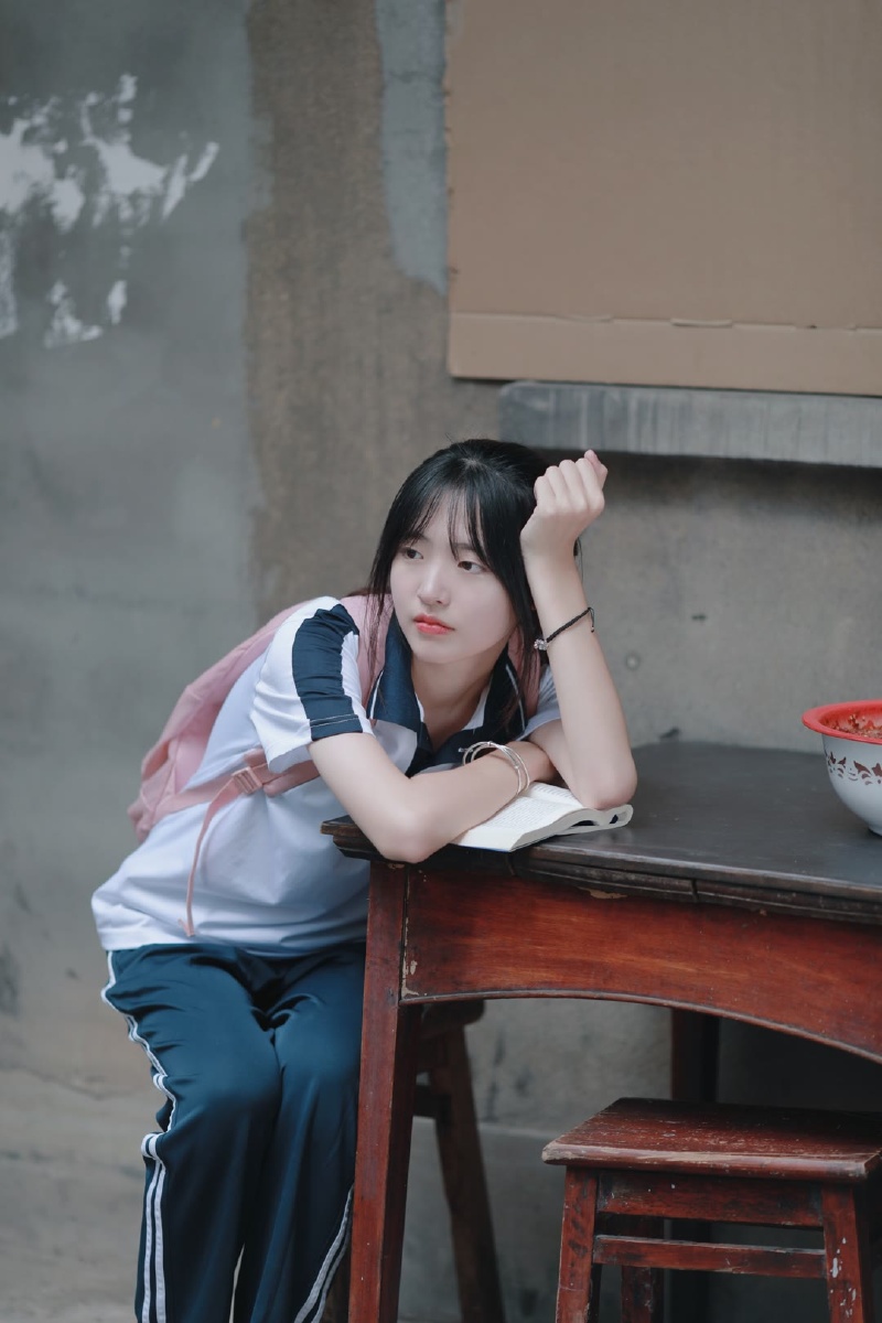 校服女生 - 知止zhizhi - 图虫