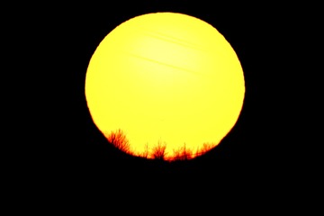 130308