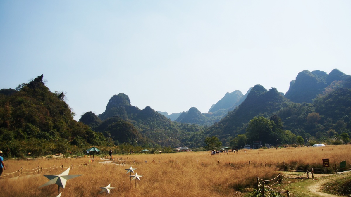 清远61英西峰林走廊