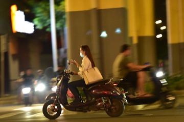 1A7E8EB8-E683-49DB-9B7D-9CB48EE89A7C/L0/001