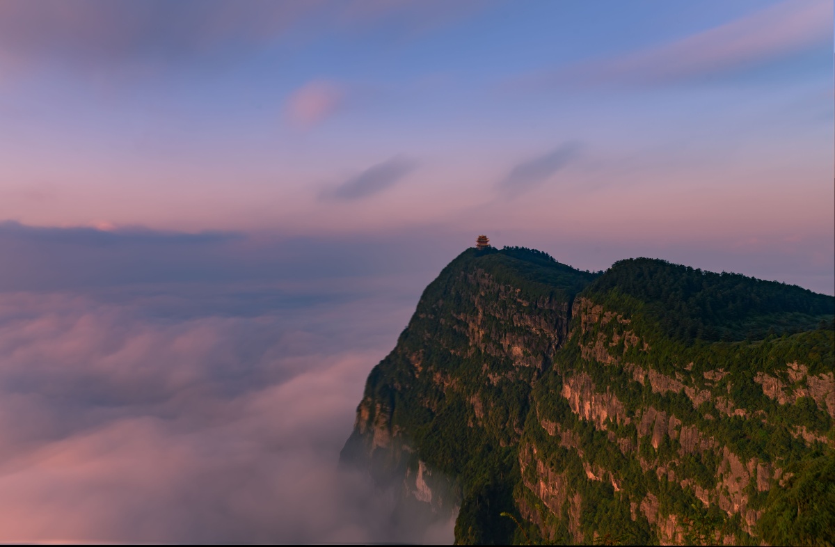 天上人间峨眉山万佛顶云海