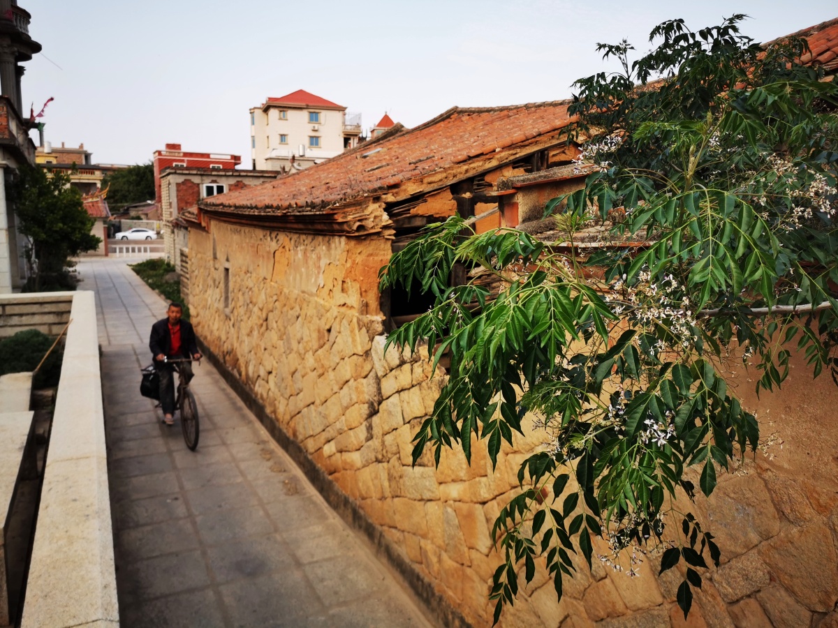 闽南古建61红砖白石61侨乡赤湖村