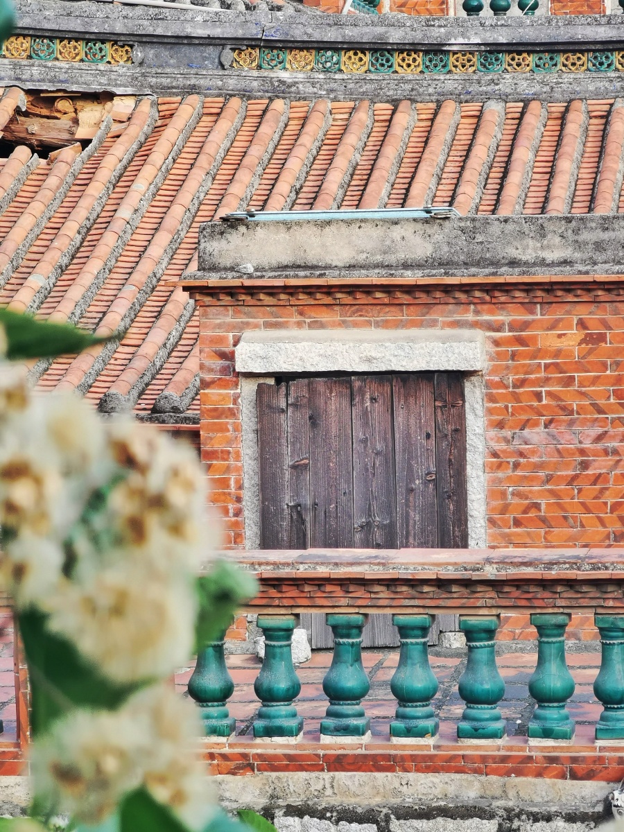 闽南古建61红砖白石61侨乡赤湖村