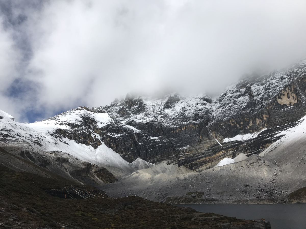 青山眉黛 - 图虫