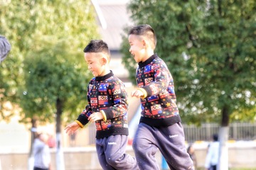 EFA2765D-A934-4F8E-AA99-510C7B909558/L0/001