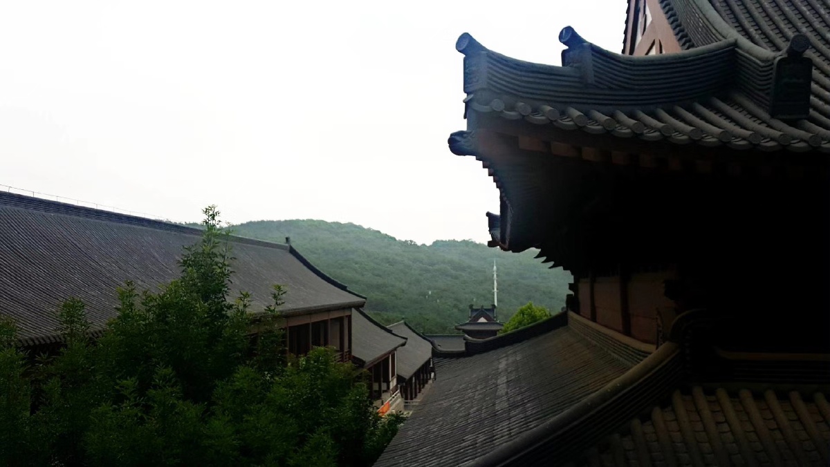 寺院深深
