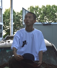001