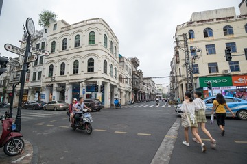20190503_143210_ZLH4996